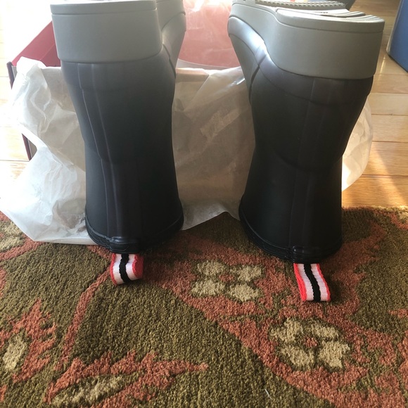 LAST CALL **firm** NIB Hunter  boot navy sz 7 - Picture 8 of 8